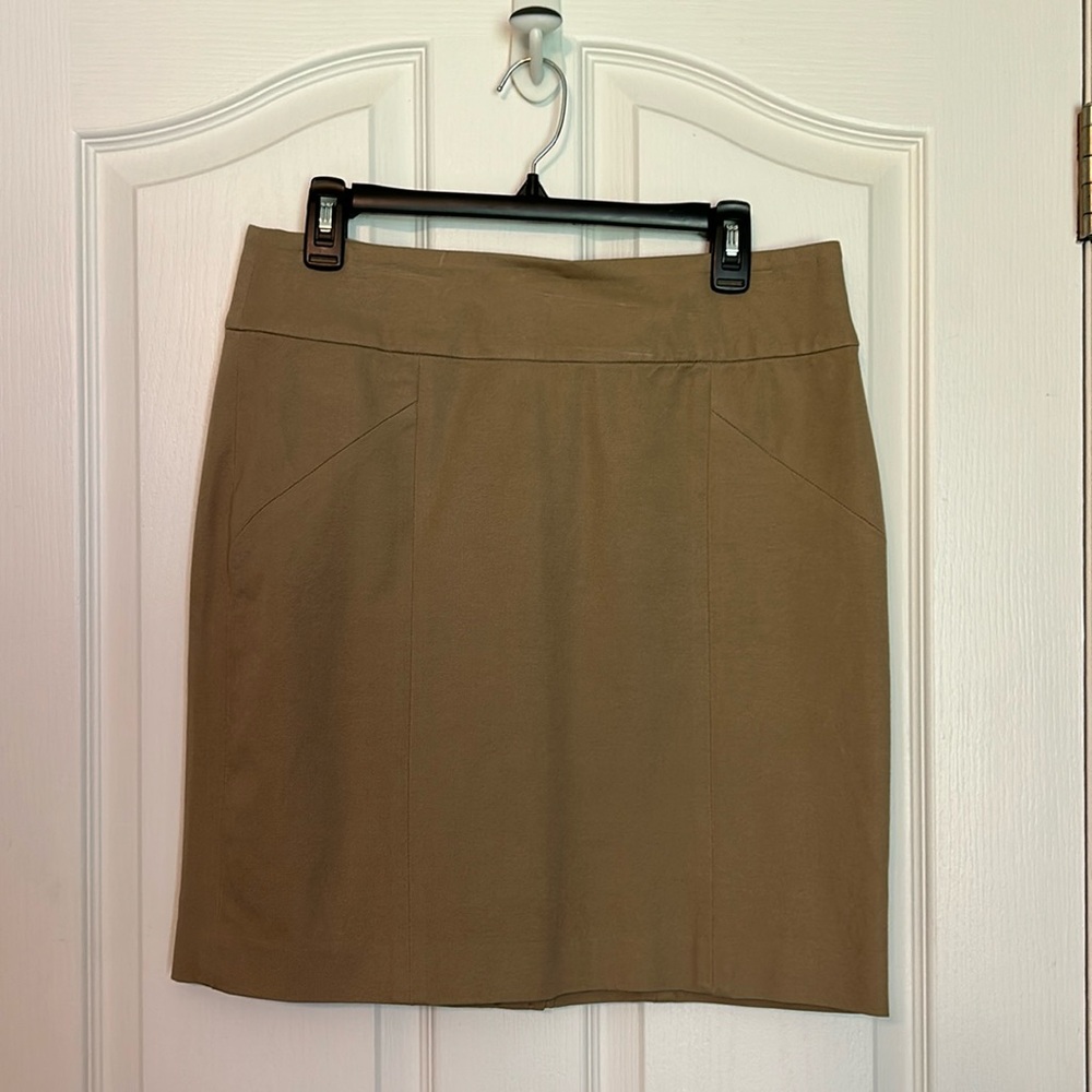 Pencil skirt
